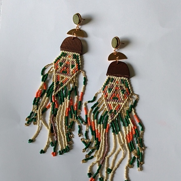 Fashion Jewelry Jewelry - Woven seed bead fringed earrings